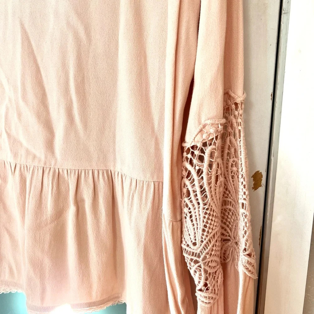 NWT Joie Emelda Bell Sleeve Blouse Blush Pink Lace  Feminine Womens Size Large - Picture 9 of 14